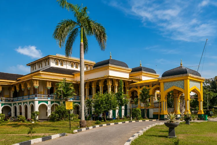 Istana Maimun